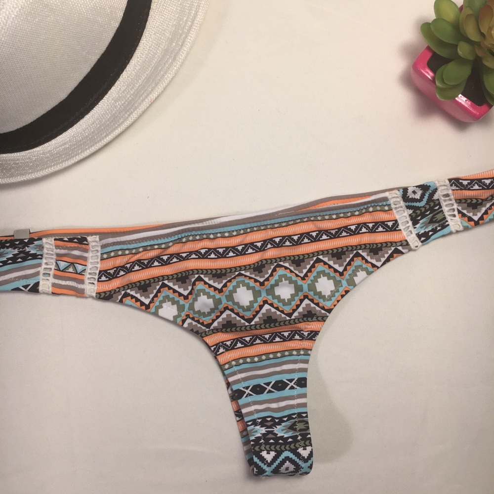 NWOT Rhythm Women’s Bathing Suit Bikini Bottom